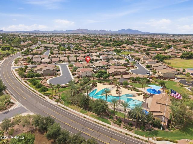 664 W MANGROVE Road, San Tan Valley, AZ 85140