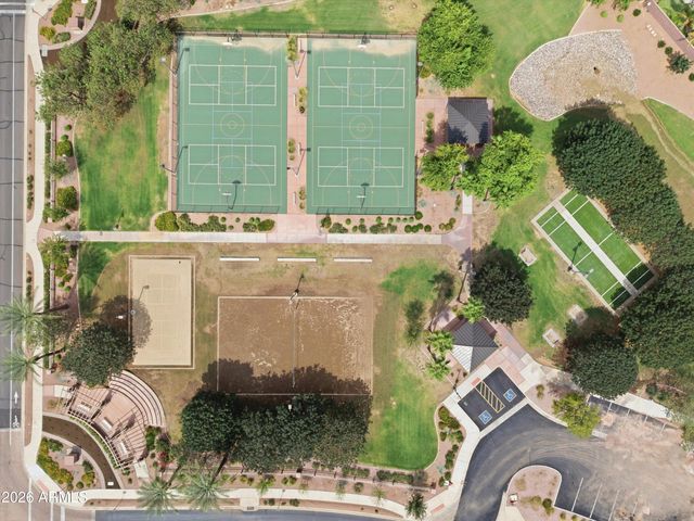 664 W MANGROVE Road, San Tan Valley, AZ 85140