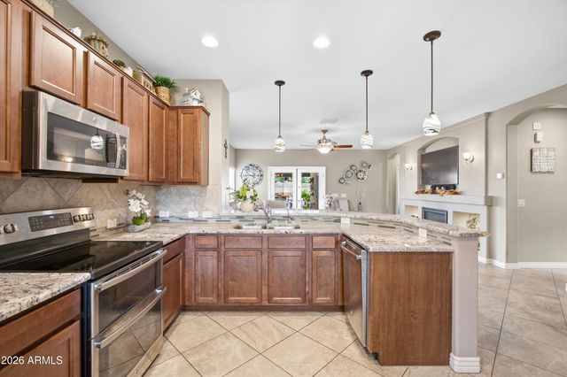 664 W MANGROVE Road, San Tan Valley, AZ 85140