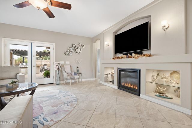 664 W MANGROVE Road, San Tan Valley, AZ 85140