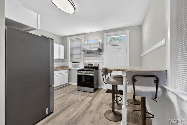 7904 Pennsylvania Avenue, St Louis, MO 63111