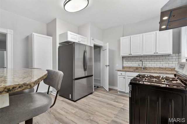 7904 Pennsylvania Avenue, St Louis, MO 63111