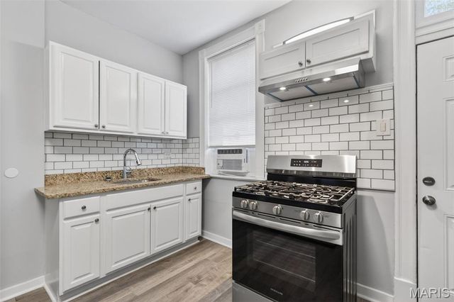 7904 Pennsylvania Avenue, St Louis, MO 63111