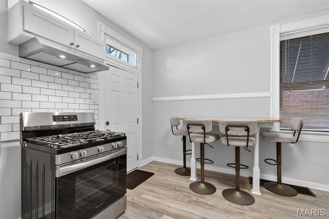 7904 Pennsylvania Avenue, St Louis, MO 63111