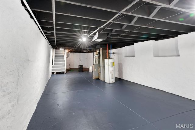 7904 Pennsylvania Avenue, St Louis, MO 63111