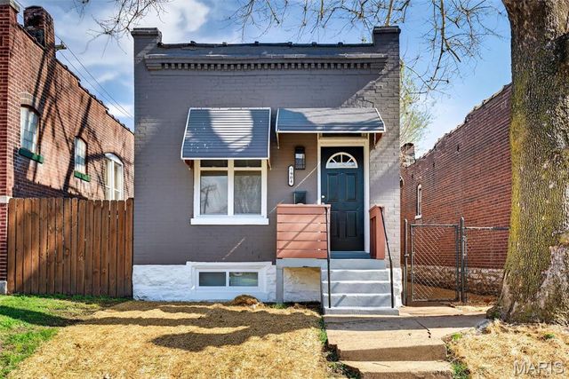 7904 Pennsylvania Avenue, St Louis, MO 63111