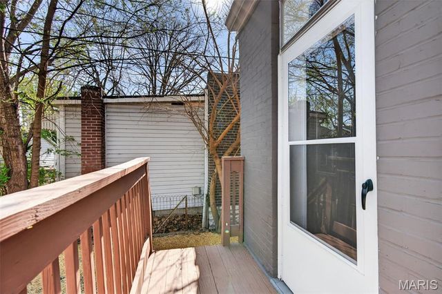 7904 Pennsylvania Avenue, St Louis, MO 63111