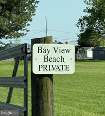 15 S NEW RD, Middletown, DE 19709