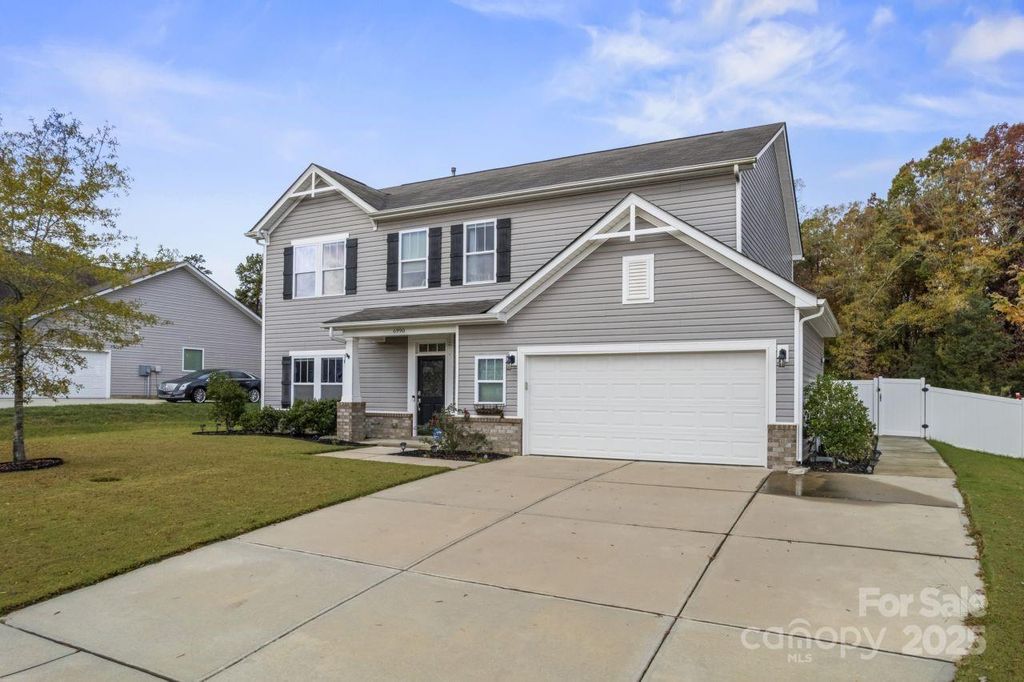 6990 Founders Way, Harrisburg, NC 28075