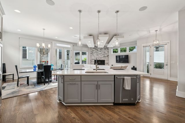 1211A Sigler St, Nashville, TN 37203