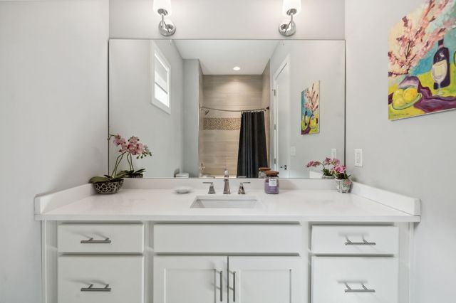 1211A Sigler St, Nashville, TN 37203