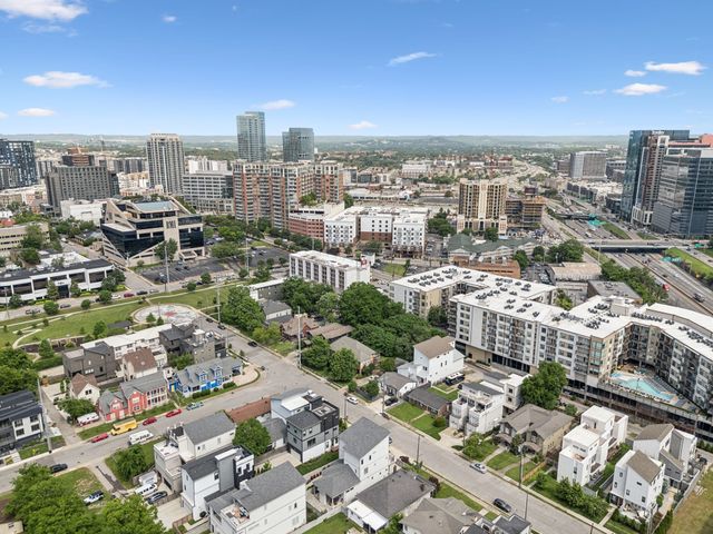 1211A Sigler St, Nashville, TN 37203