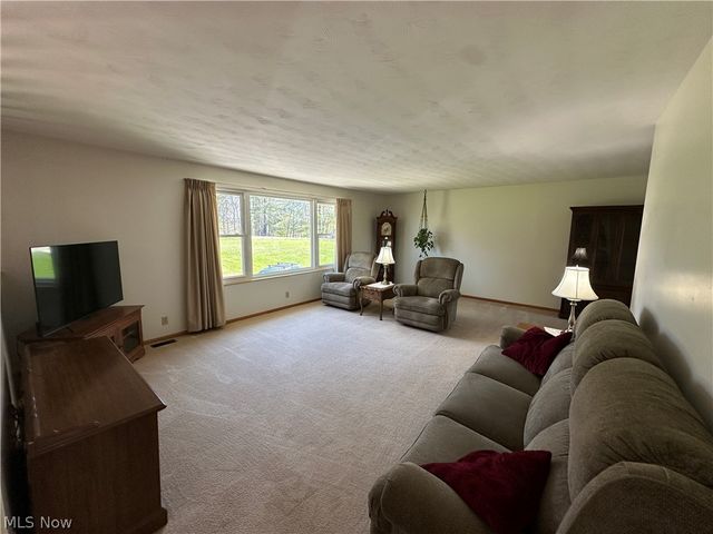 285 A E Miller Road, Lowell, OH 45744