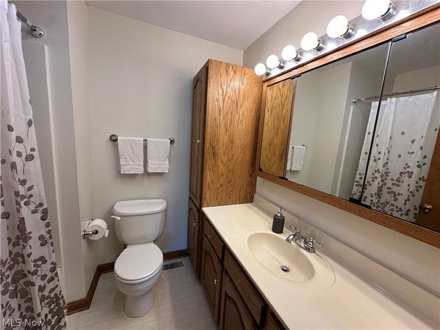 285 A E Miller Road, Lowell, OH 45744
