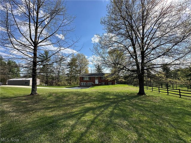 285 A E Miller Road, Lowell, OH 45744