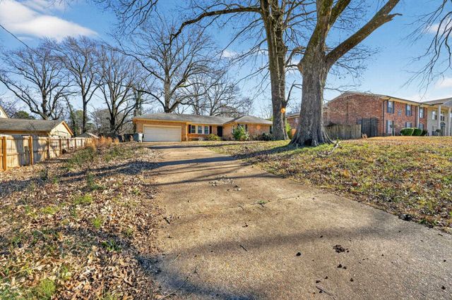 4094 AUBURN RD, Memphis, TN 38116