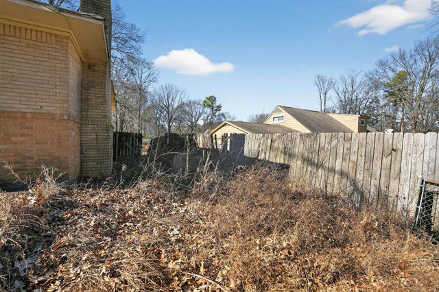 4094 AUBURN RD, Memphis, TN 38116