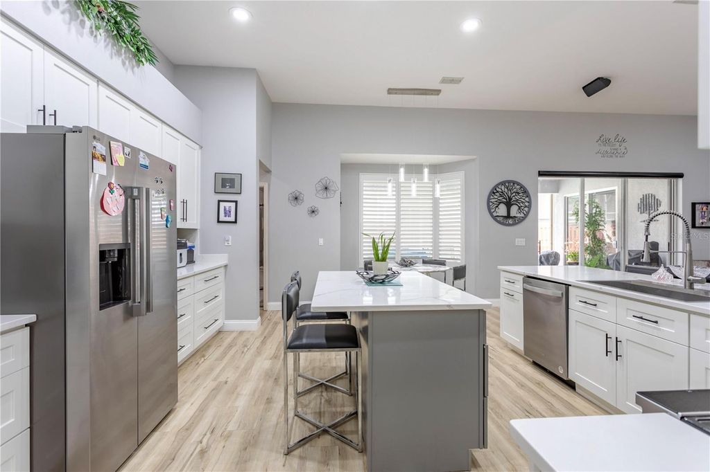 Image 13 of property listing at 1837 MORGANS MILL CIRCLE, Orlando, FL 32825