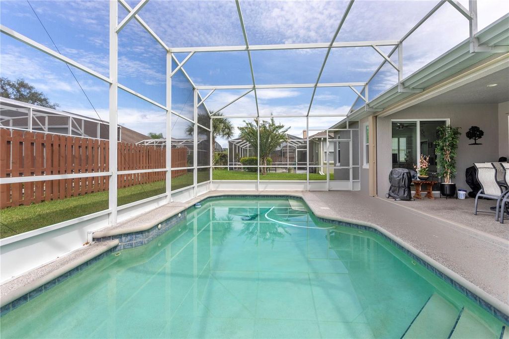 Image 38 of property listing at 1837 MORGANS MILL CIRCLE, Orlando, FL 32825