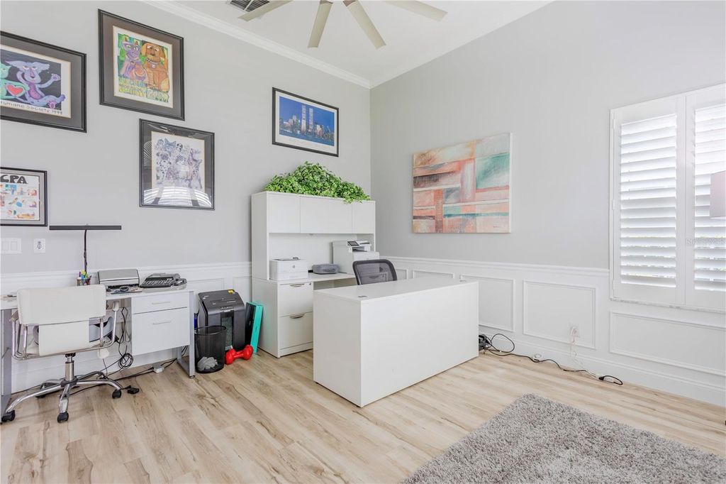 Image 10 of property listing at 1837 MORGANS MILL CIRCLE, Orlando, FL 32825