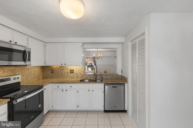 10877 OLDE WOODS WAY, Columbia, MD 21044