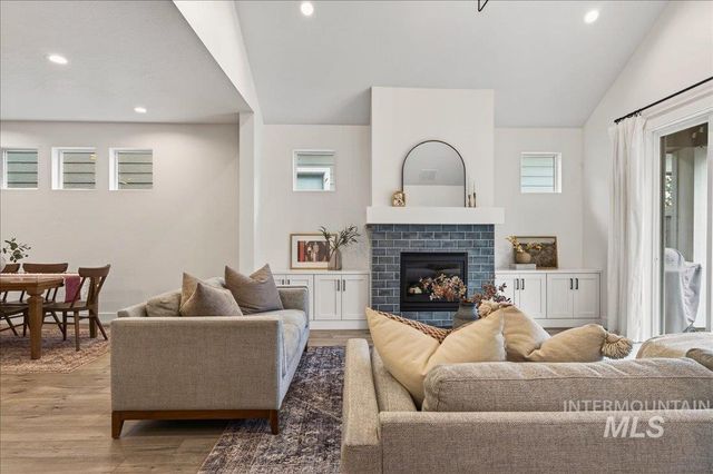 3575 E Berghan Ct, Meridian, ID 83642