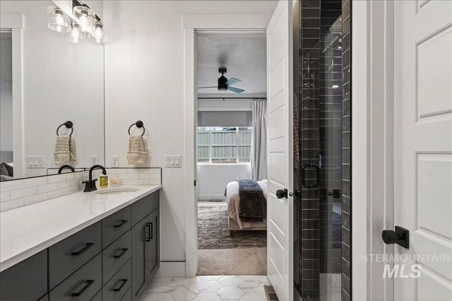 3575 E Berghan Ct, Meridian, ID 83642