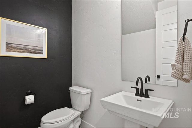 3575 E Berghan Ct, Meridian, ID 83642