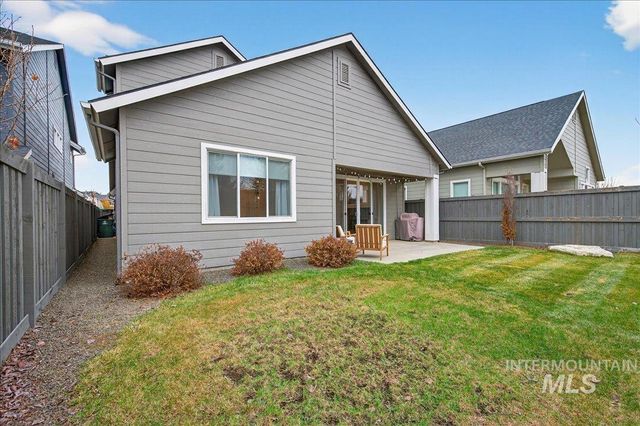 3575 E Berghan Ct, Meridian, ID 83642