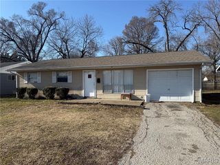 1164 Camp Jackson Road, Centerville, IL 62206