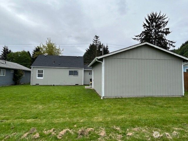 2025 46th, Longview, WA 98632