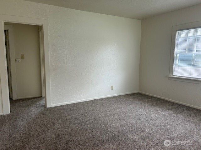 2025 46th, Longview, WA 98632