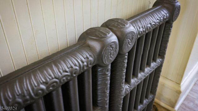 4 Sylvester St, Cranford Twp., NJ 07016