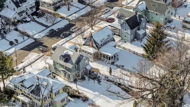 4 Sylvester St, Cranford Twp., NJ 07016