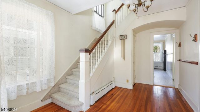 4 Sylvester St, Cranford Twp., NJ 07016