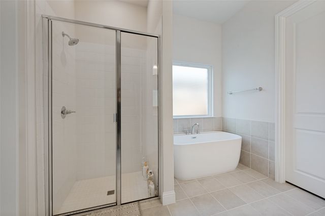 712 Matador Lane, Arlington, TX 76002