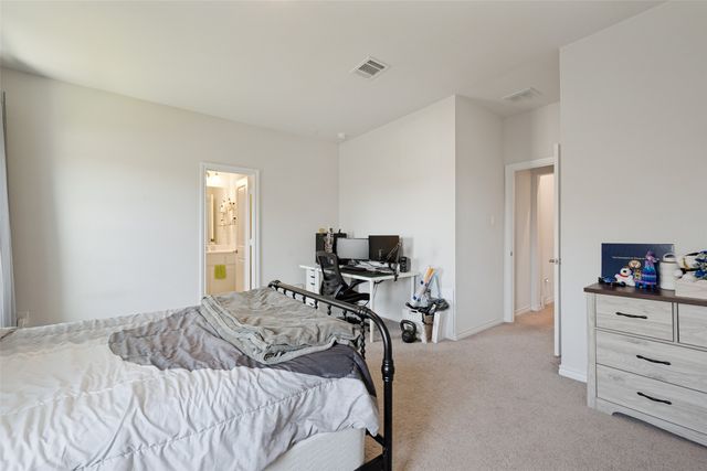 712 Matador Lane, Arlington, TX 76002