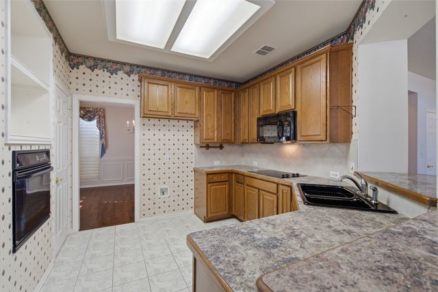 1705 Andrew Court, Corinth, TX 76210