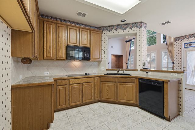 1705 Andrew Court, Corinth, TX 76210