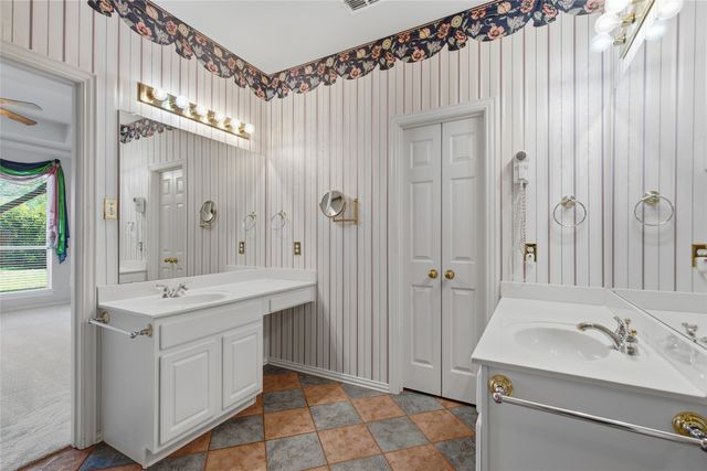 1705 Andrew Court, Corinth, TX 76210