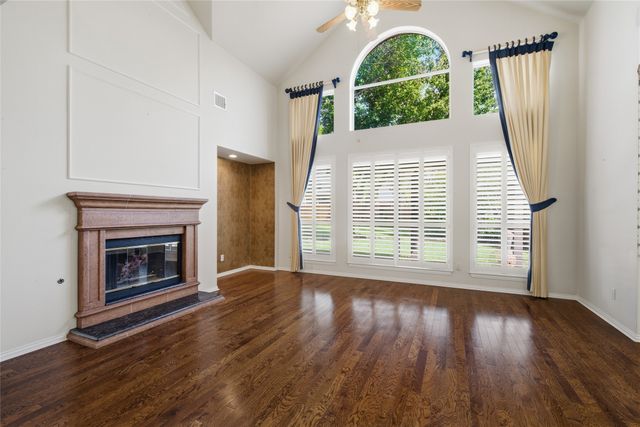 1705 Andrew Court, Corinth, TX 76210