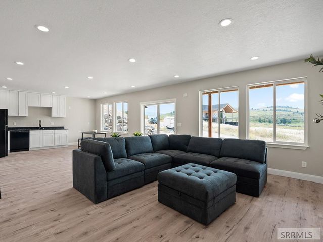 9616 Violet Way, Lava Hot Springs, ID 83246