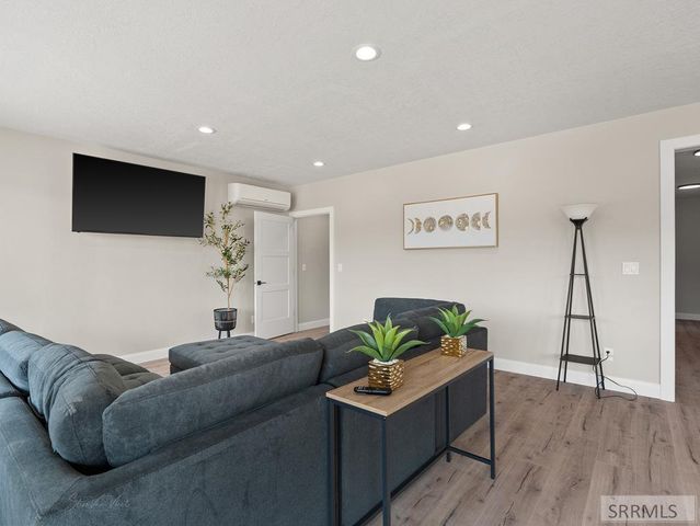 9616 Violet Way, Lava Hot Springs, ID 83246