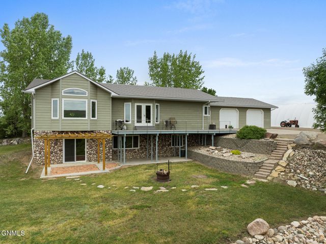 1343 41c Avenue NW, Garrison, ND 58540 property photo