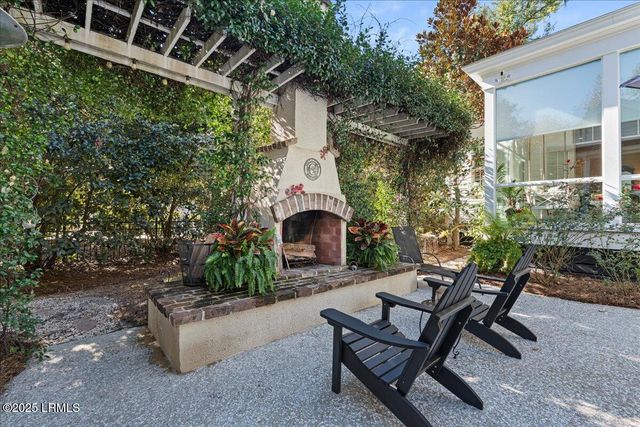 116 Palmetto Place, Beaufort, SC 29902