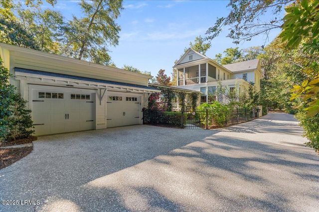 116 Palmetto Place, Beaufort, SC 29902
