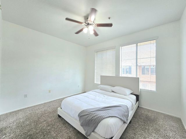 6605 N 93rd Avenue Unit 1086, Glendale, AZ 85305
