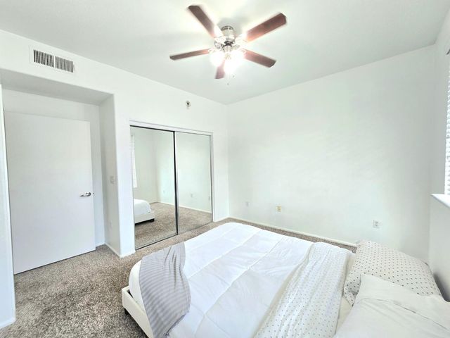 6605 N 93rd Avenue Unit 1086, Glendale, AZ 85305