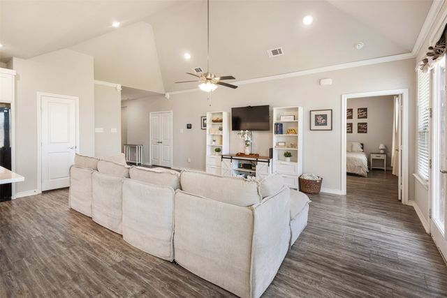 347 Preston Road, Mabank, TX 75147