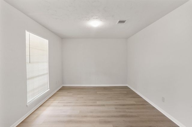 2035 Lexington Woods Drive, Spring, TX 77373